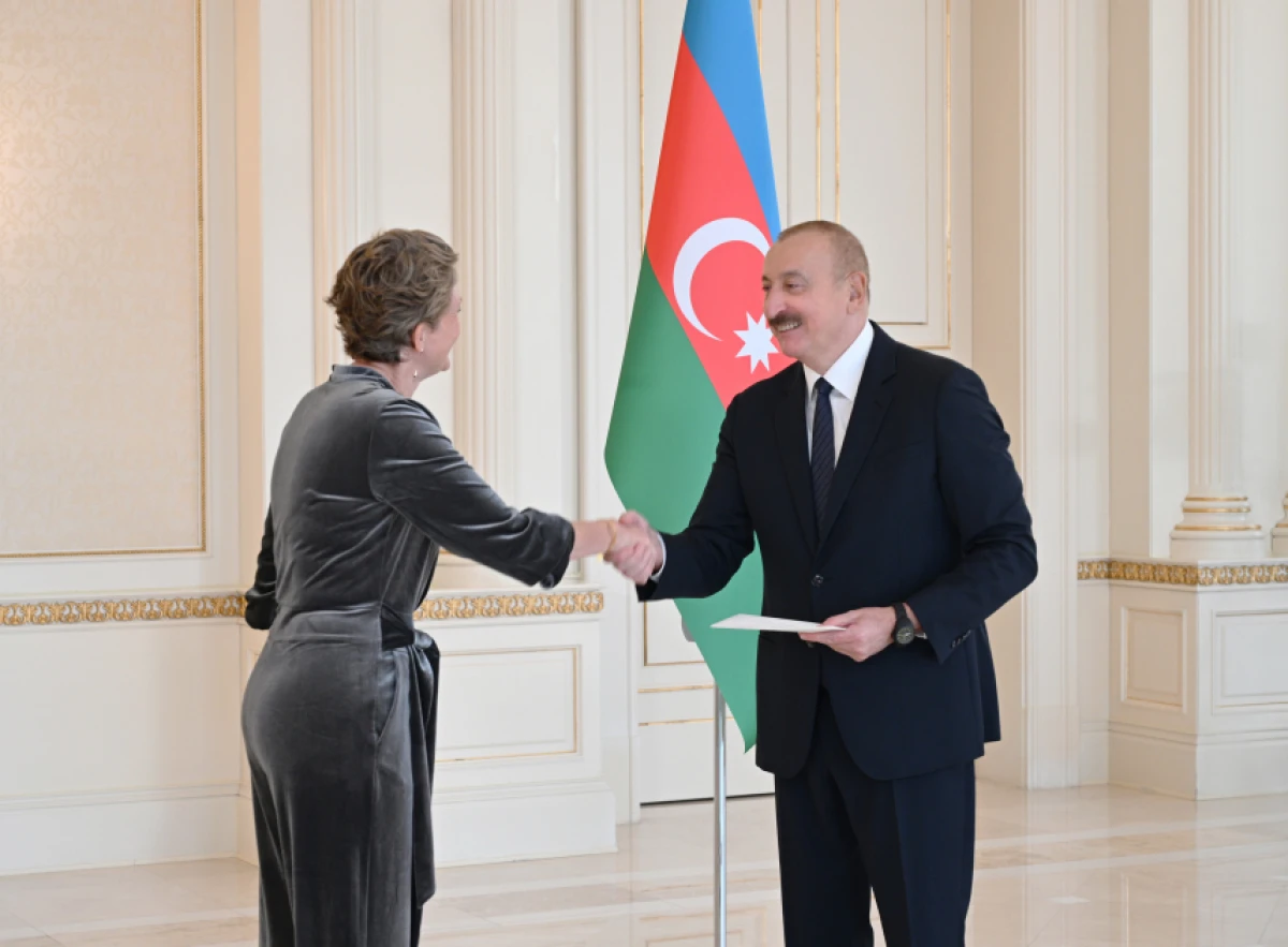 Prezident Niderlandın səfirinin etimadnaməsini qəbul etdi — 6