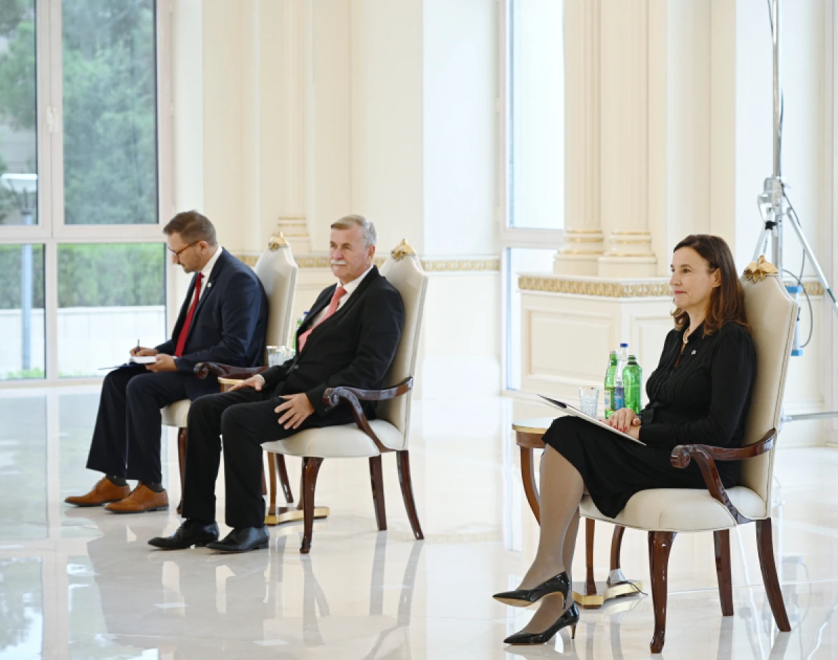 Prezident İlham Əliyev Mariyana Kuyundziçin etimadnaməsini qəbul etdi — 1