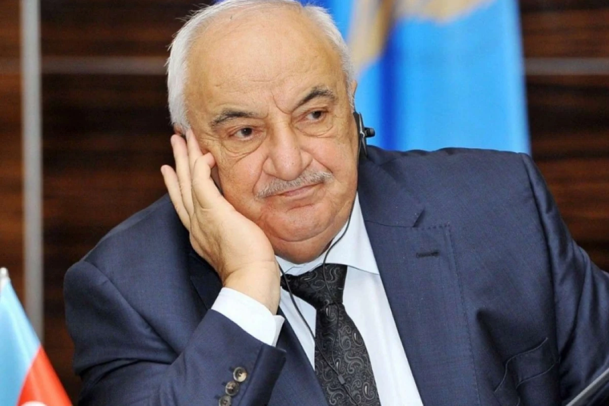 Abid Şərifov insult keçirdi - Vəziyyəti ağırdır
