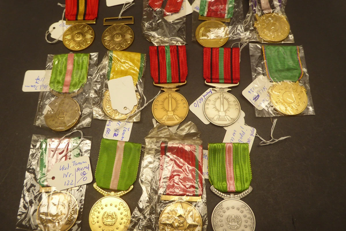 Qanunsuz orden və medal hazırlayan QHT rəsmiləri cinayətə cəlb edildi