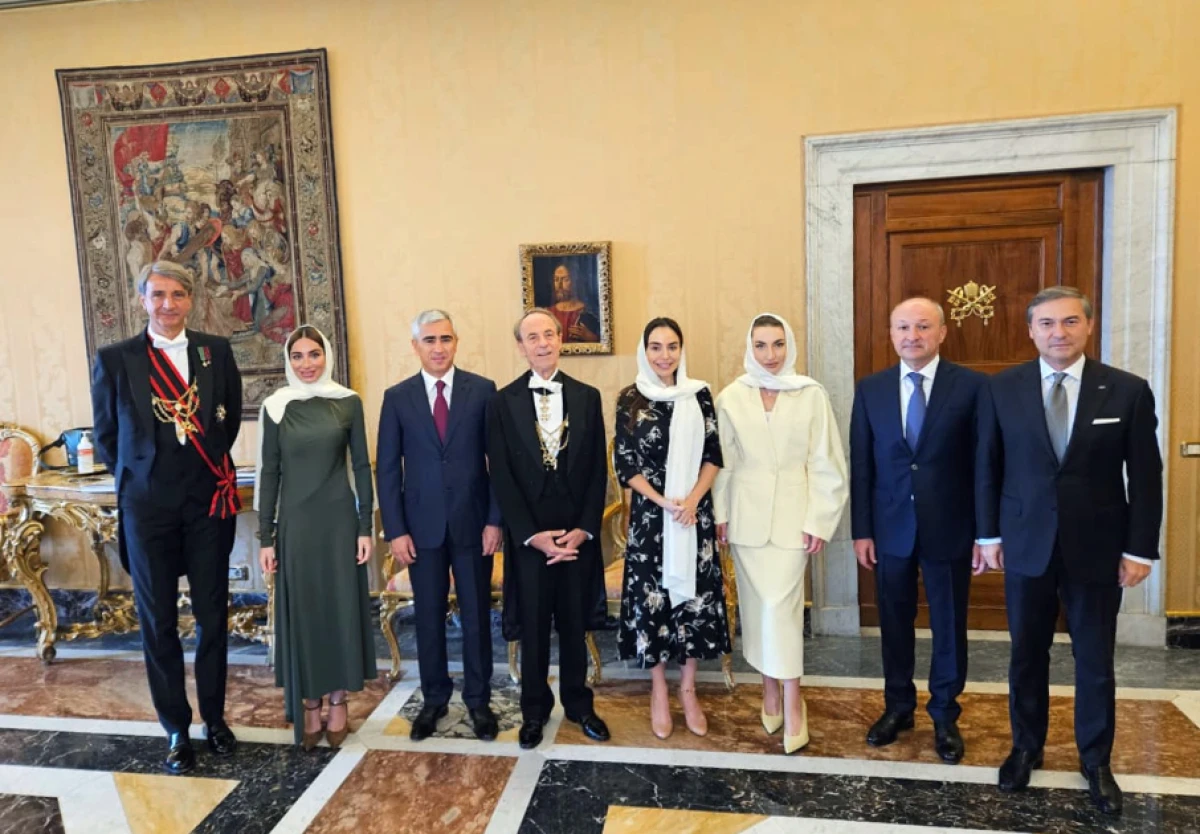 Birinci vitse-prezident Mehriban Əliyeva Roma Papası XIV Leo ilə görüşdü — 1