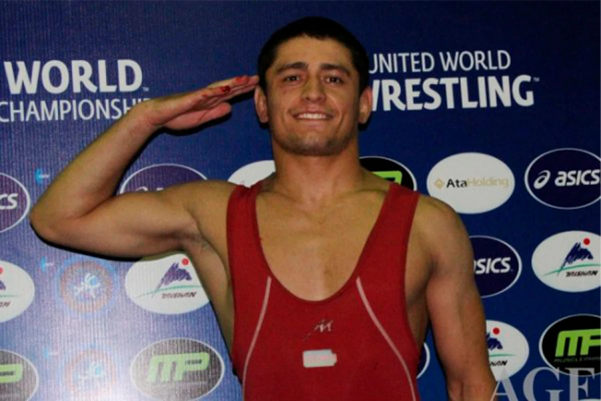 Millimiz 10 il sonra dünya çempionu elan edildi