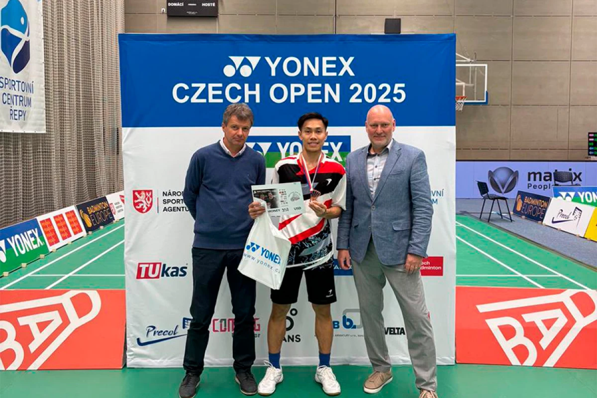 Badmintonçumuz “Czech Open” turnirində üçüncü oldu