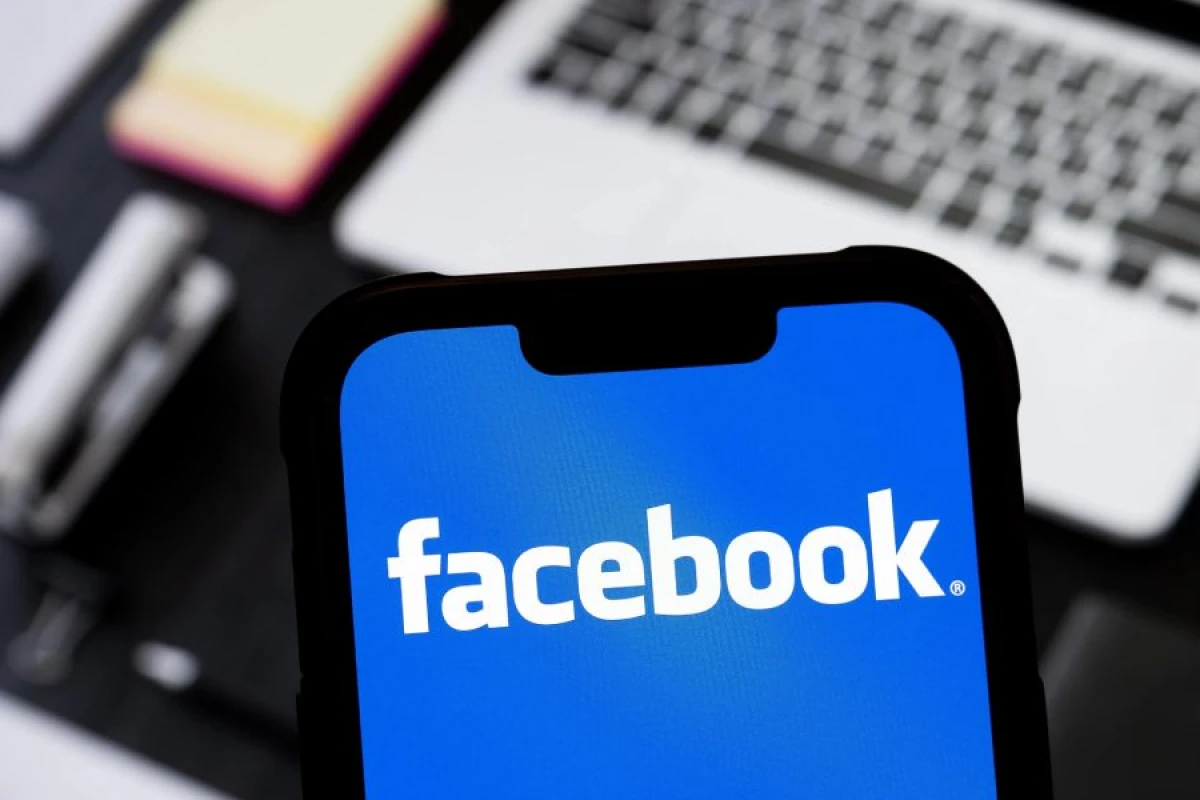 "Facebook" istifadəçilərinə xəbərdarlıq