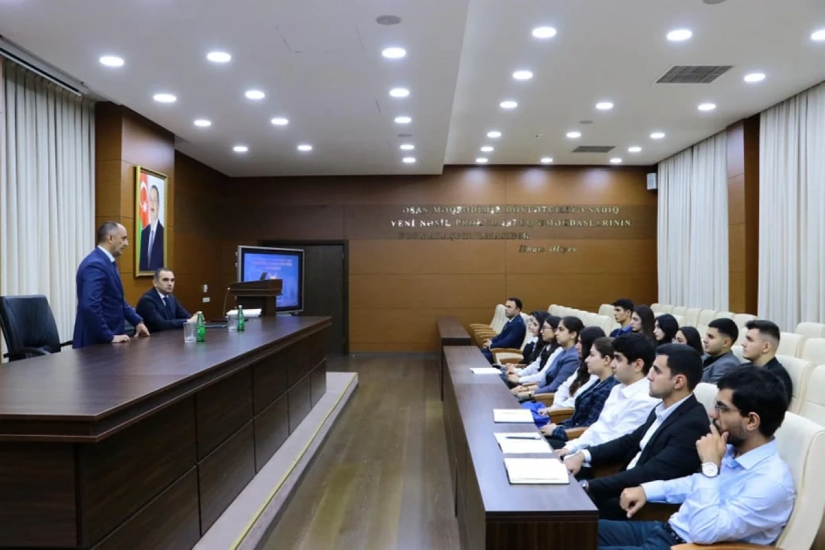 BDU-nun tələbələri Baş Prokuror yanında Korrupsiyaya qarşı Mübarizə Baş İdarəsində oldu — 1