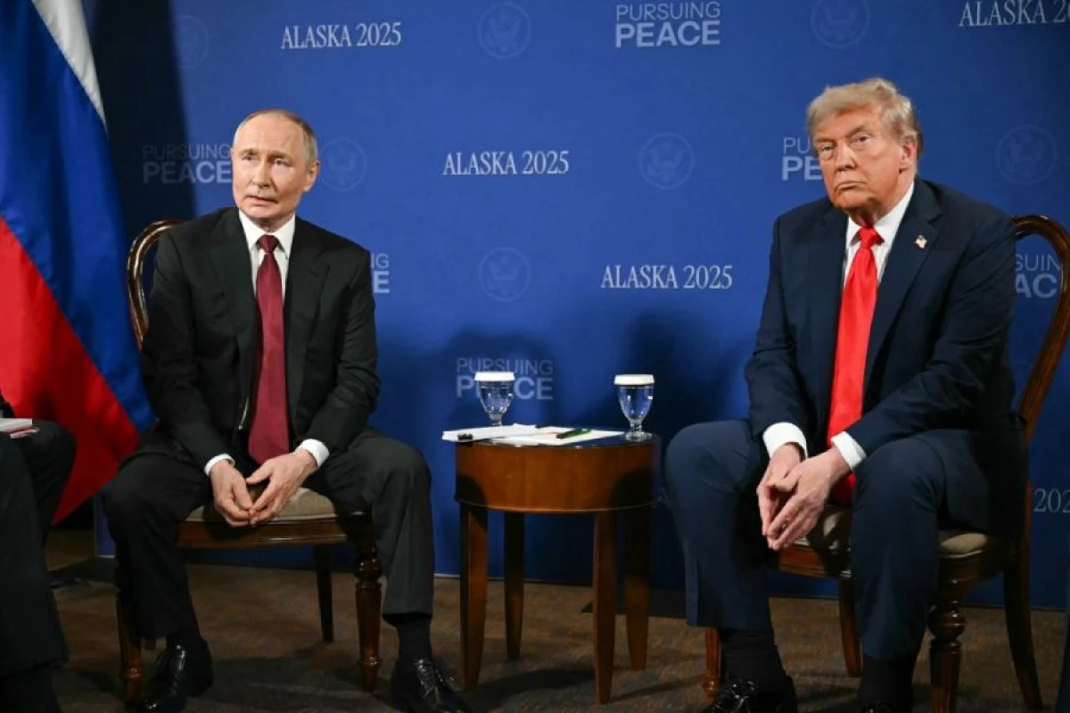 Tramp Putinlə görüşünü təxirə saldı