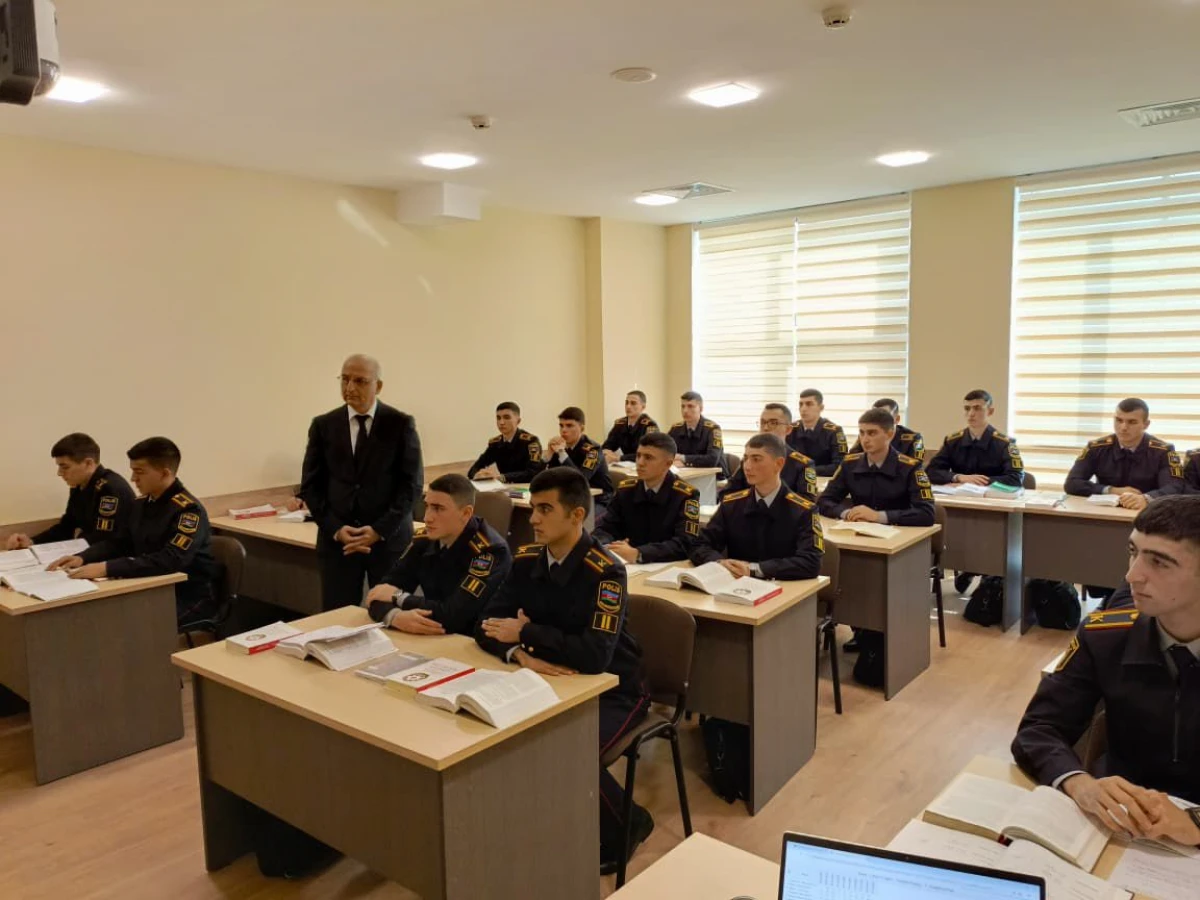 Polis Akademiyasında mütəxəssislər interaktiv dərslərə cəlb olundu — 7
