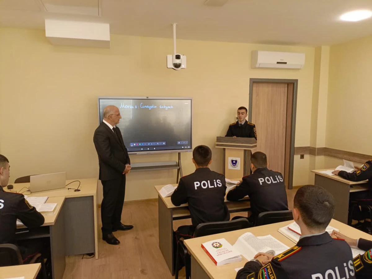 Polis Akademiyasında mütəxəssislər interaktiv dərslərə cəlb olundu — 9