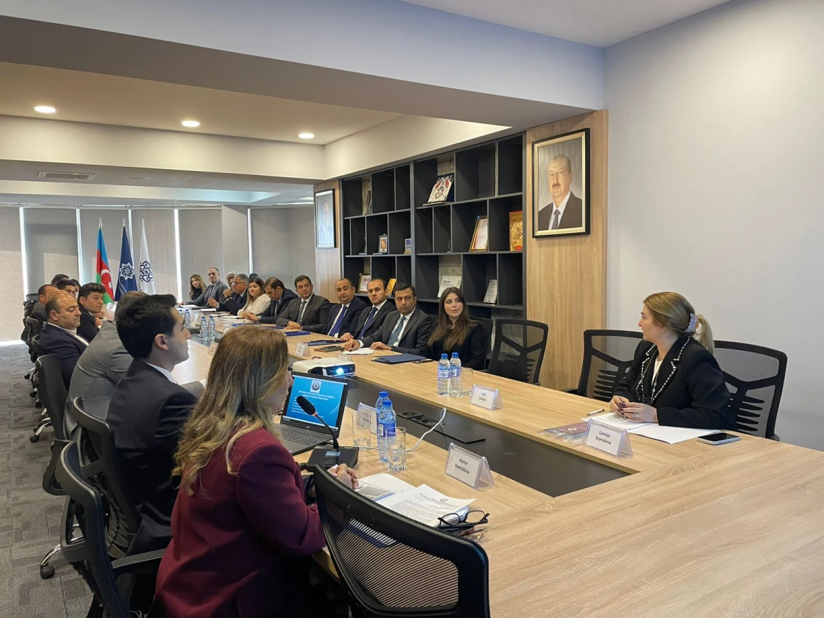 “İnformasiya əldə etmək hüququnun müdafiəsi” mövzusunda təlim keçirildi — 1
