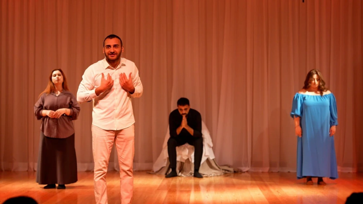 “Hisslərin Söhbəti” adlı forum və tamaşa baş tutdu — 3