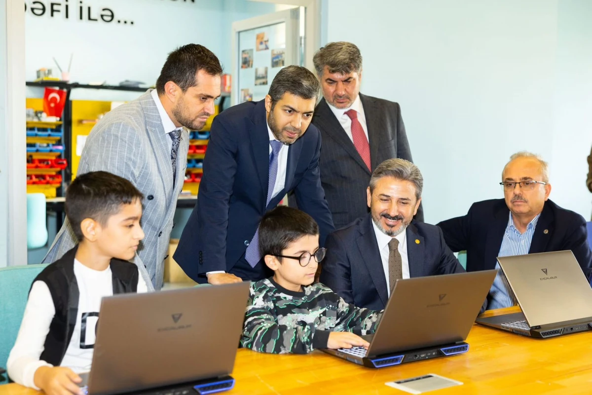 Türkiyəli nazir müavini "ASAN xidmət"də — 2