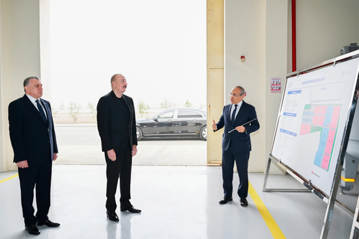 Prezident İlham Əliyev Sabirabadda aqrokimyəvi vasitələrin istehsalı müəssisəsinin fəaliyyəti ilə tanış oldu - YENİLƏNDİ