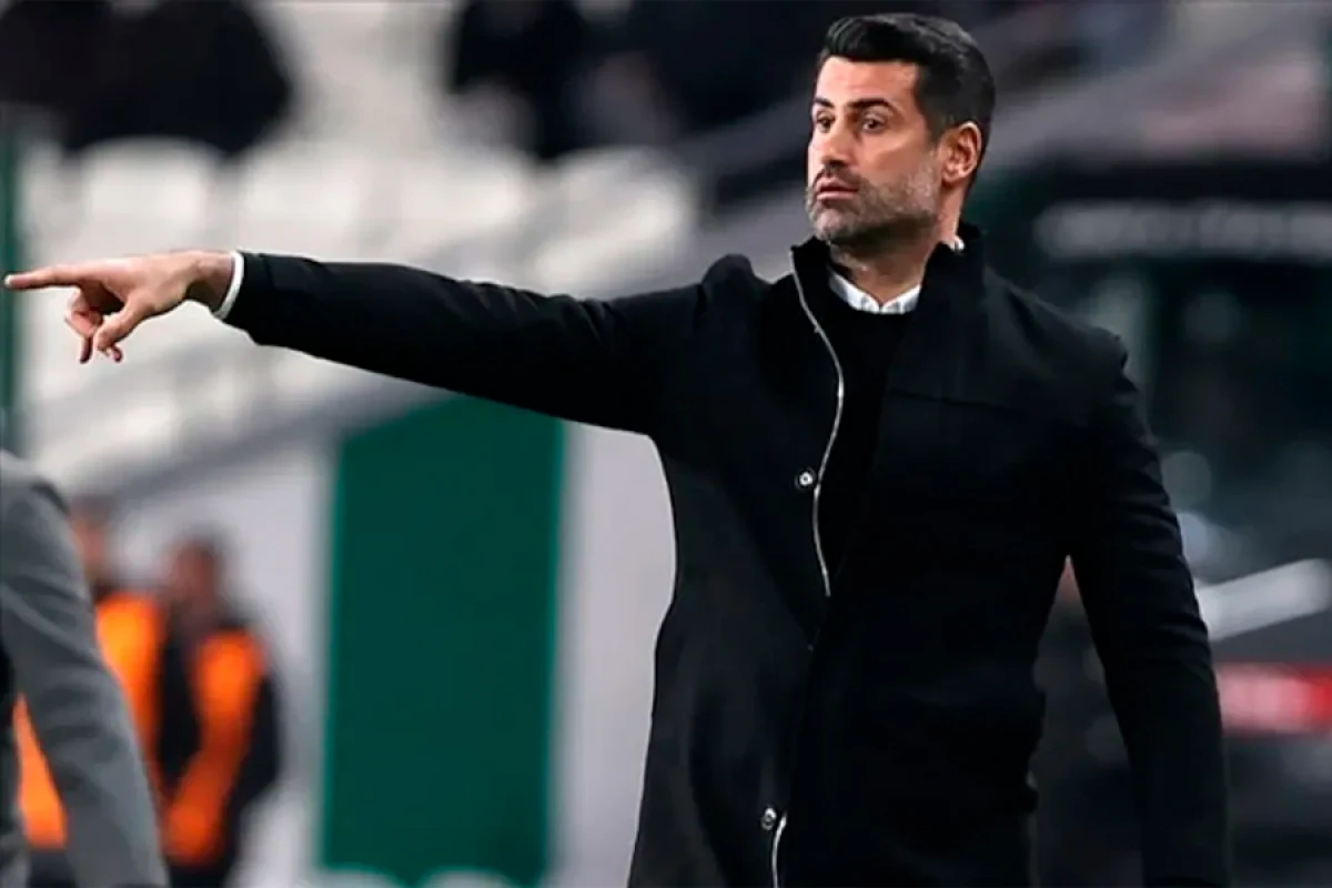 “Genclerbirliyi” yeni baş məşqçisinə qovuşdu