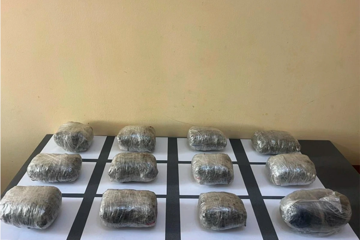 İrandan 16 kiloqrama yaxın narkotikin keçirilməsinin qarşısı alındı