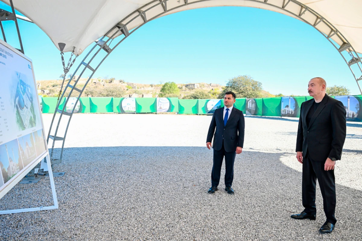 Prezident Cəbrayıl şəhər məscidinin təməlini qoydu