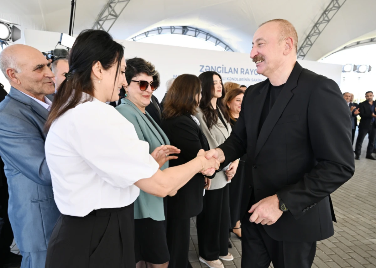 Prezident Zəngilanın Məmmədbəyli və Ağalı kəndlərinin sakinlərinə mənzillərin açarlarını təqdim etdi - YENİLƏNDİ — 1