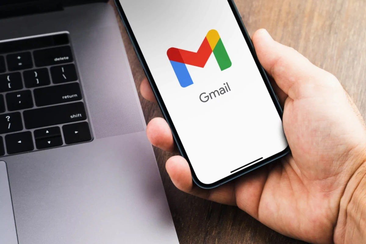 “Gmail”in 183 milyon istifadəçisinin parolu ələ keçirildi