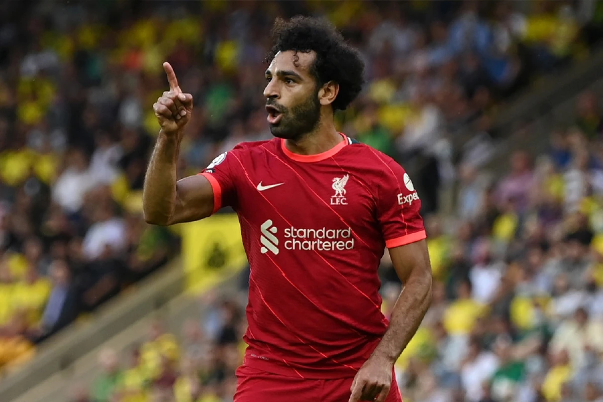 “Liverpul” ulduzu ərəb klublarından qeyri-adi təklif aldı