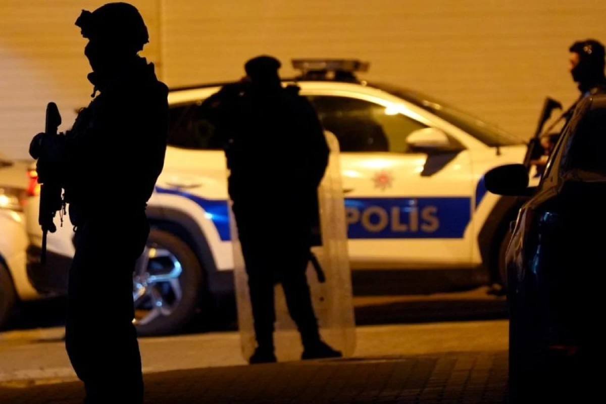 İstanbulda polis əməliyyatı: 949 nəfər saxlanıldı