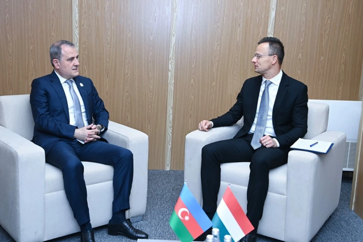 Azərbaycan və Macarıstan XİN başçıları strateji tərəfdaşlığı müzakirə etdi - YENİLƏNDİ