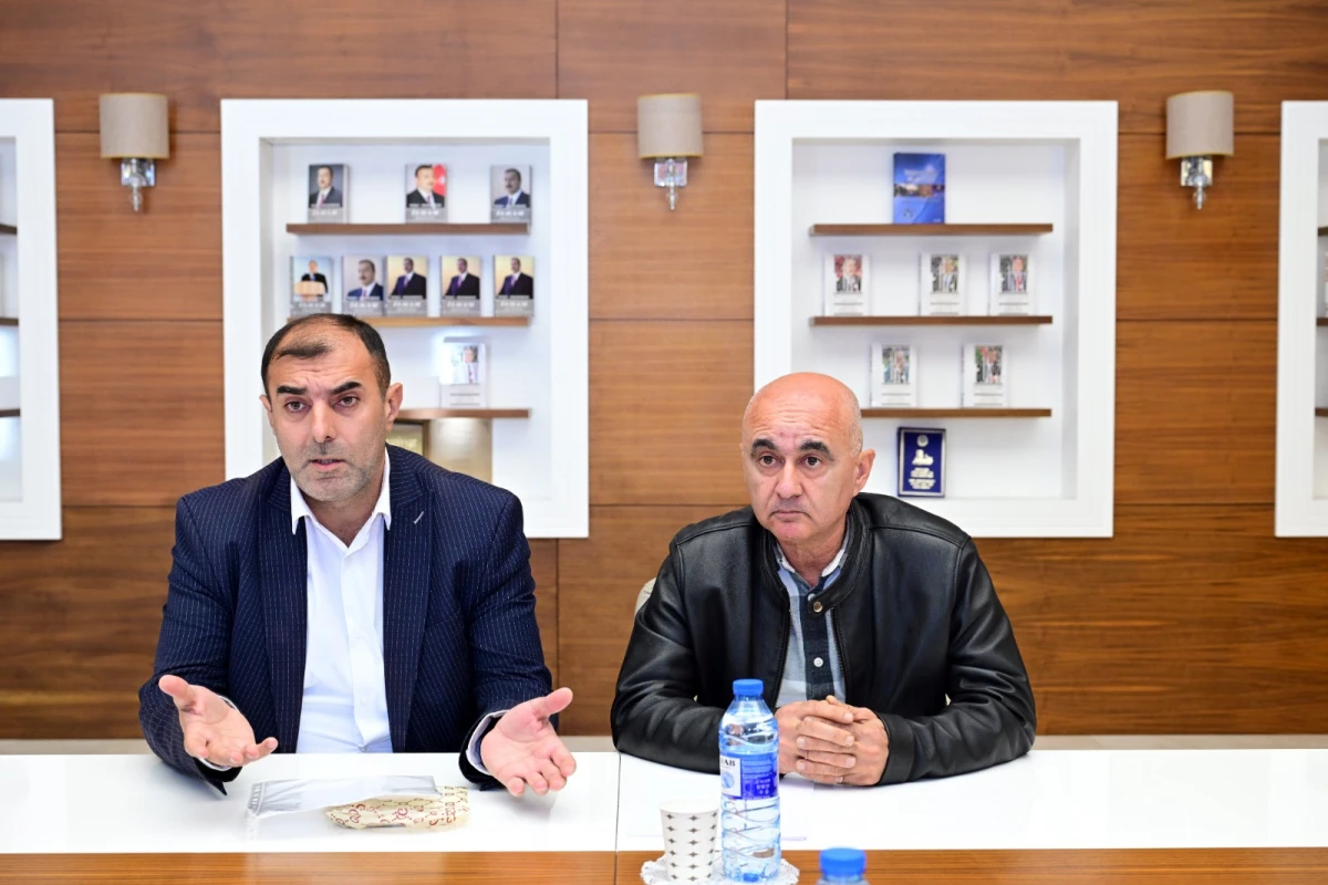 Mədəniyyət naziri Xızıda vətəndaşları qəbul etdi — 3