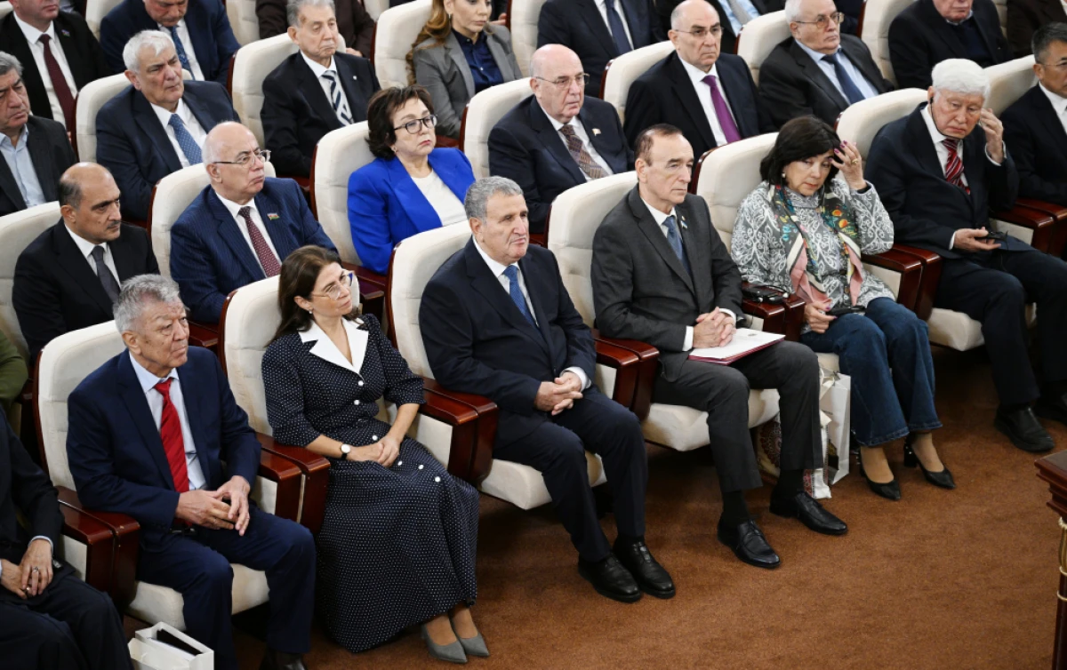 Prezident AMEA-nın 80 illik yubileyinə həsr olunmuş tədbirdə çıxış etdi - YENİLƏNDİ — 4