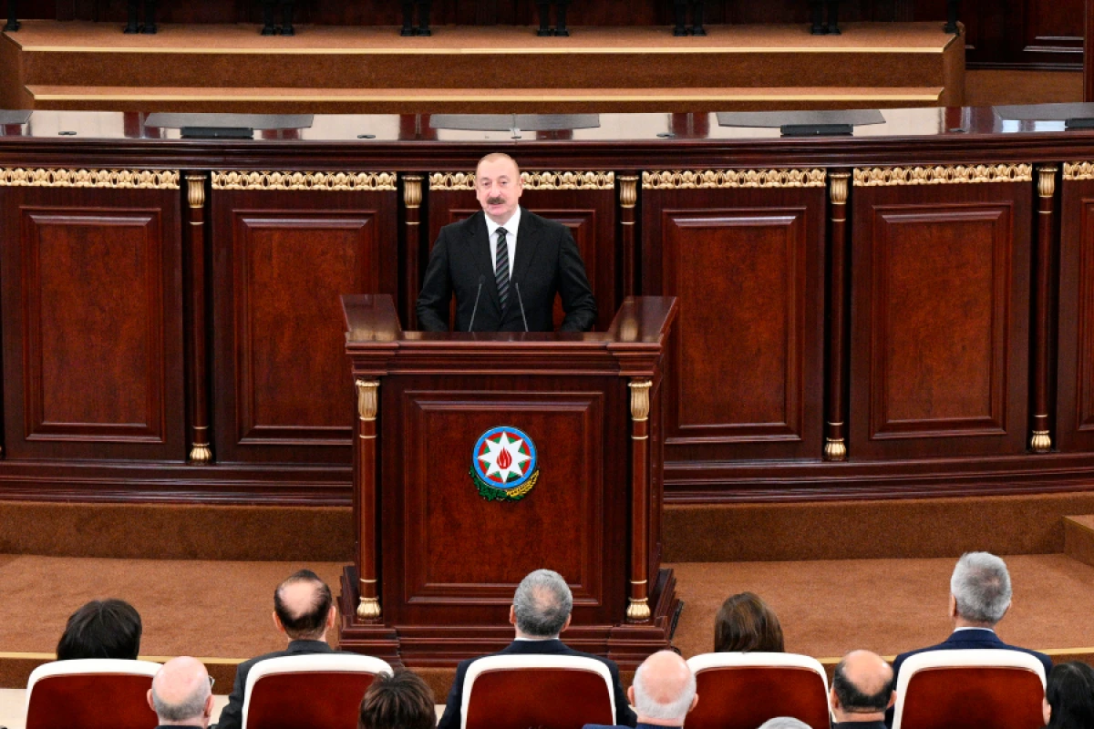 Azərbaycan Prezidenti: Bizim dilimiz çox zəngindir və xarici kəlmələrə ehtiyac da yoxdur