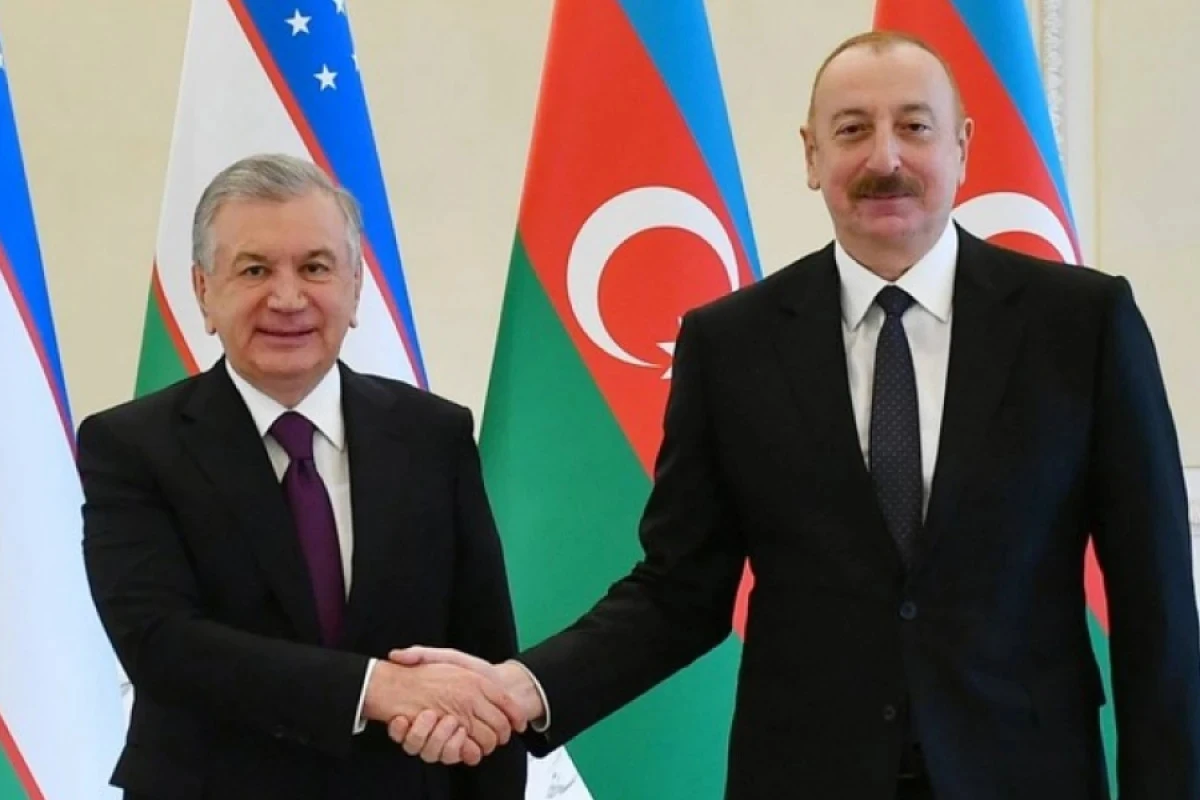 Şavkat Mirziyoyev Prezident İlham Əliyevi təbrik etdi