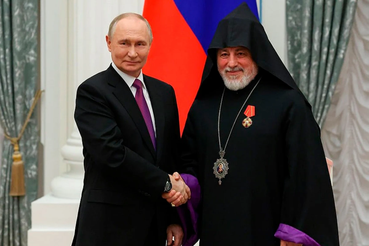 Putindən Ermənistana SƏRT BİLDİRİŞ: “Sənin düşmənin mənim yanımdadır"