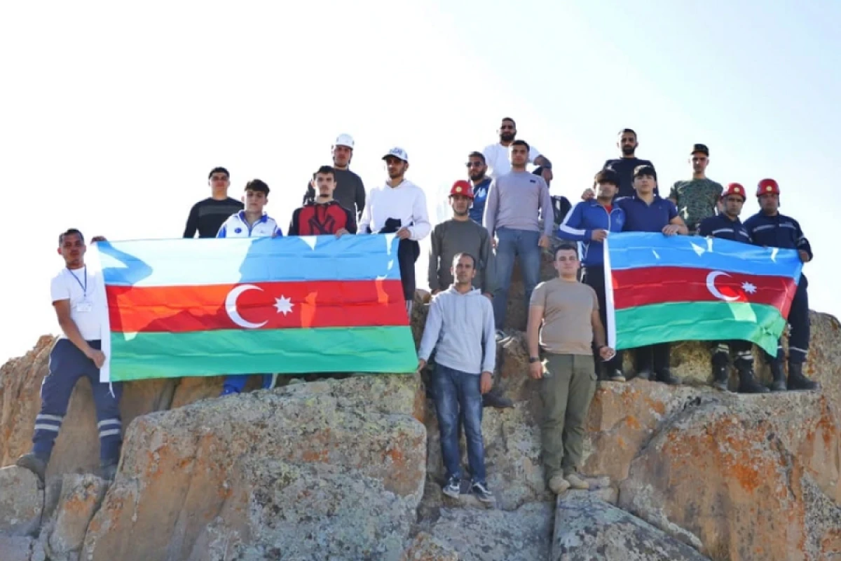 Naxçıvanda Zəfər Günü münasibətilə Hacadağa zirvə yürüşü təşkil olundu