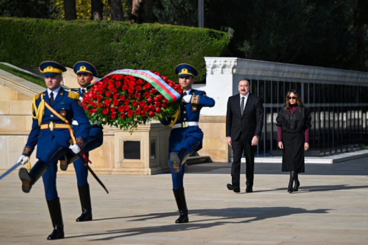 Prezident və birinci xanım Şəhidlər xiyabanını ziyarət etdilər