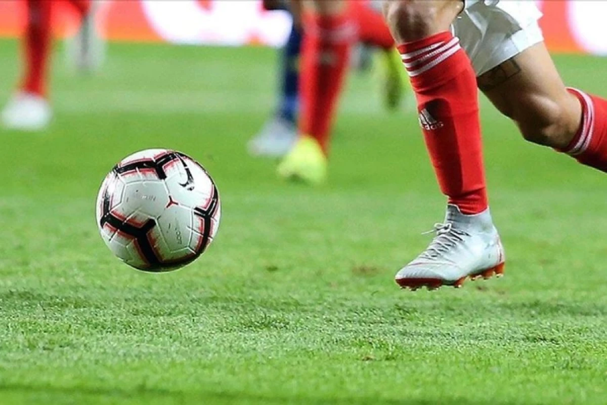 600-ə qədər futbolçu qanunsuz mərc oyunları ilə bağlı dindiriləcək
