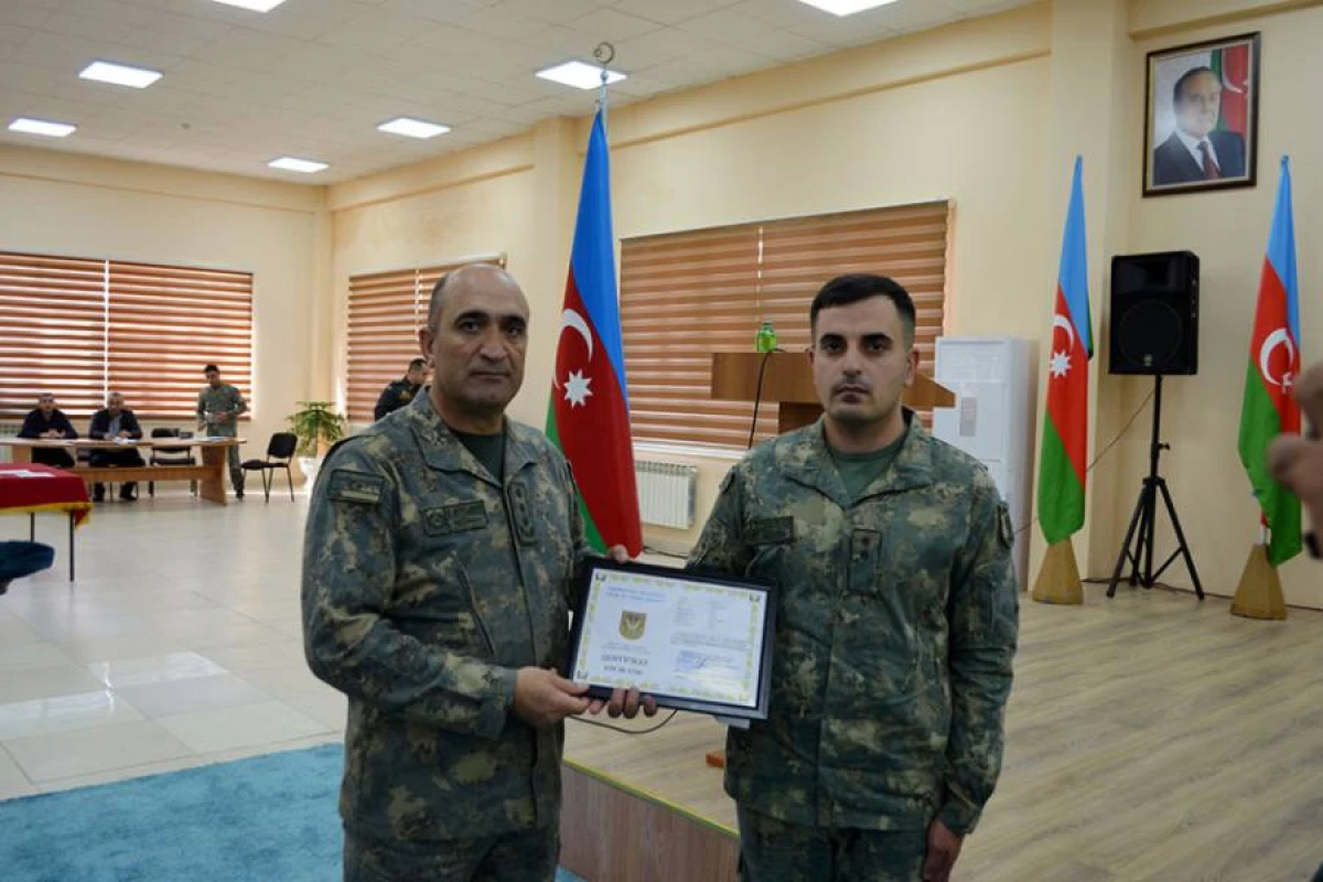 Ehtiyat zabit hazırlığı kursunun növbəti buraxılışı keçirildi