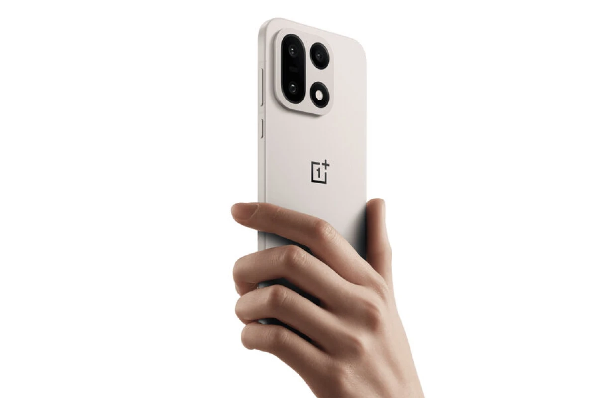 "OnePlus 15" batareya testində lider oldu