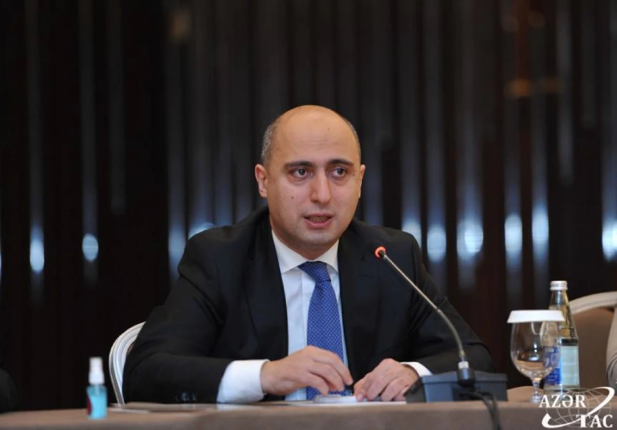 Emin Əmrullayev: "BDU, ADNSU və ATU-ya tələbə qəbulu azala bilər"