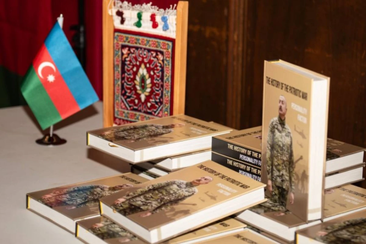 Londonda "Vətən müharibəsi tarixi. Şəxsiyyət faktoru" kitabının təqdimatı keçirildi