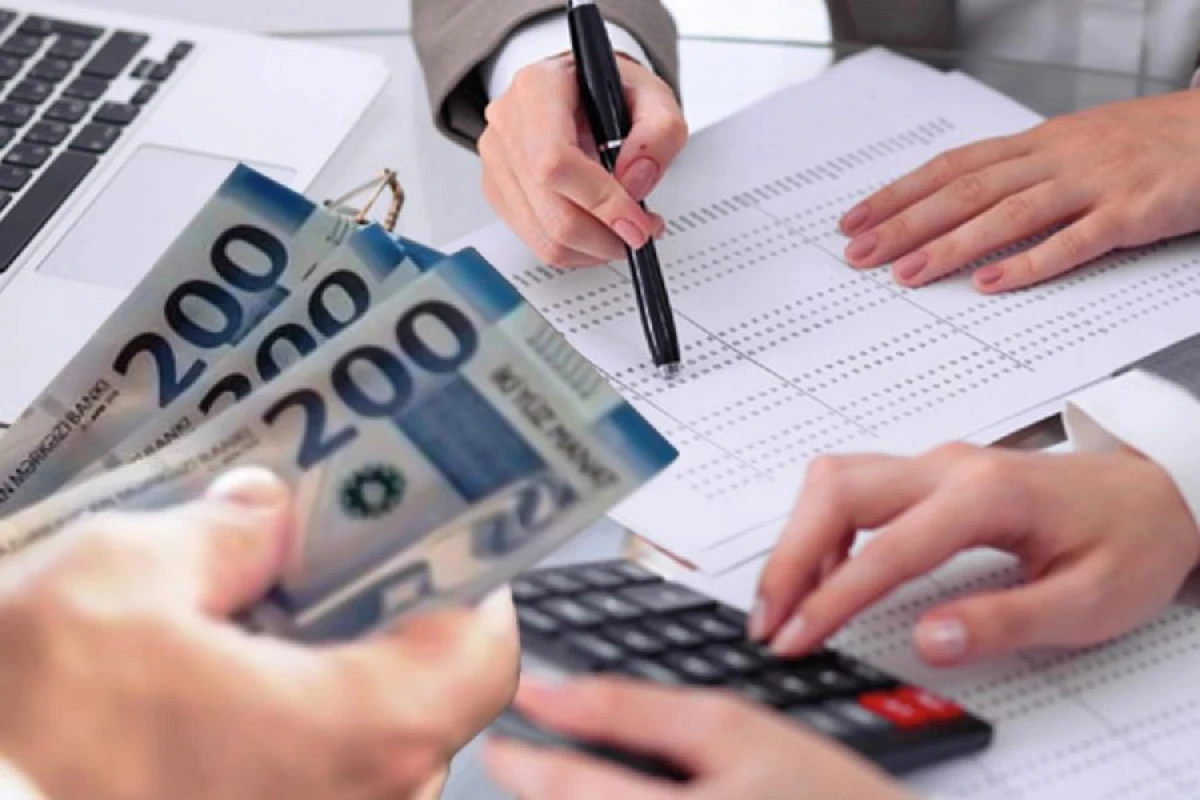 Ödənişli xidmətlərdən gəlir 11,8 milyard manata çatdı