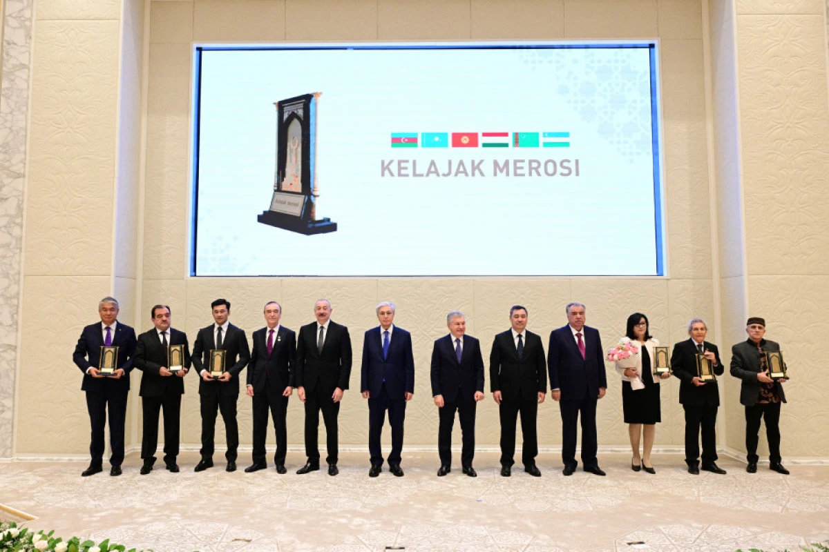 Prezident İlham Əliyev Daşkənddə "Gələcəyin İrsi" Beynəlxalq Mükafatının təqdimat mərasimində iştirak etdi