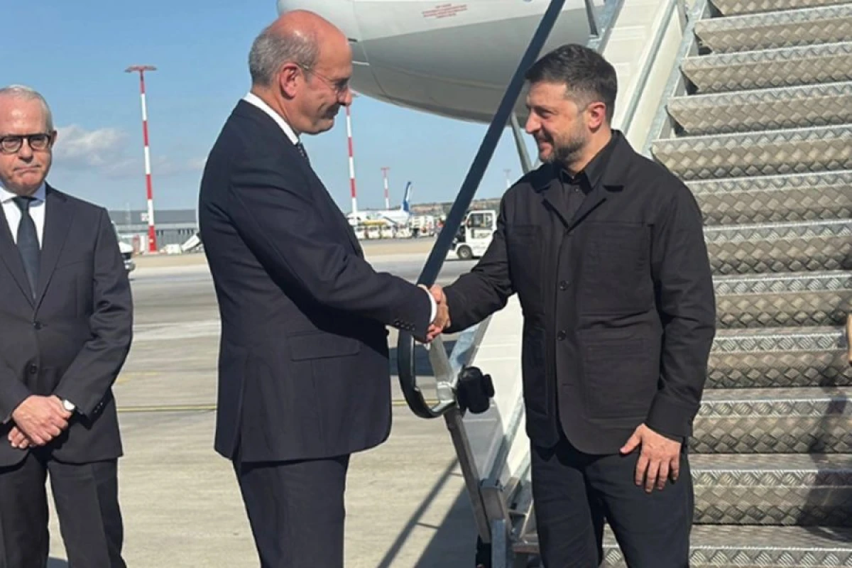 Zelenski Yunanıstana rəsmi səfər etdi
