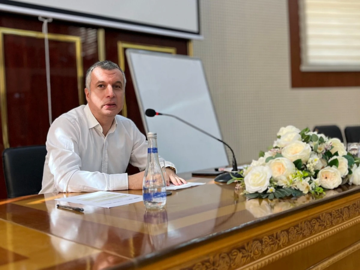 Bakıda İƏT Beynəlxalq Münasibətlər Akademiyası layihəsi davam edir — 9