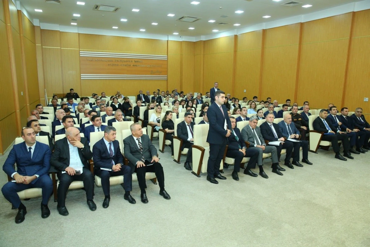 Bakı şəhərində qarlı havalara hazırlıq tədbirləri davam edir — 2