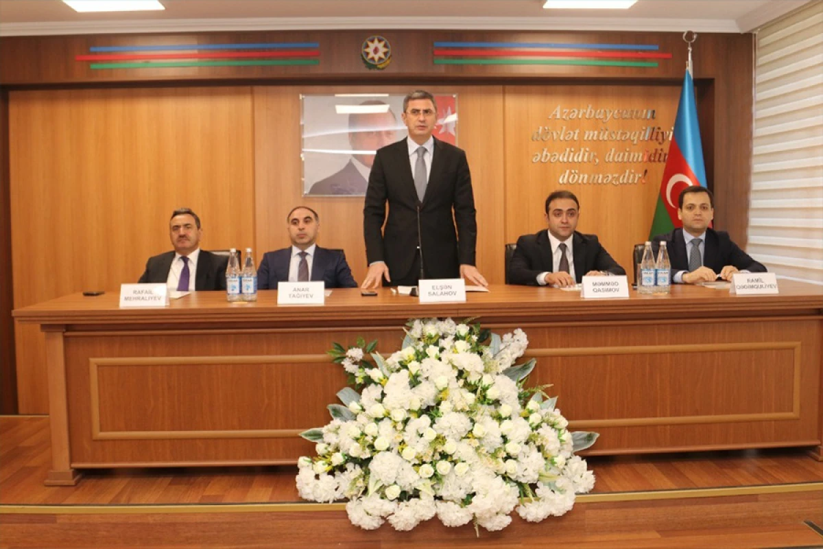 Xəzər, Pirallahı və Qaradağda qarlı havalara hazırlıqla bağlı müşavirələr keçirildi