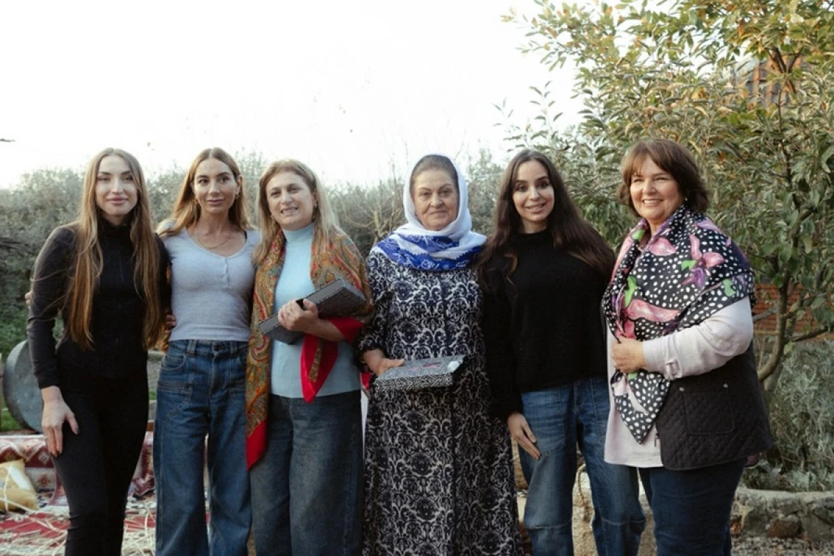 Leyla Əliyeva, Arzu Əliyeva və Alena Əliyeva Lənkəranda fermer təsərrüfatı ilə tanış oldular