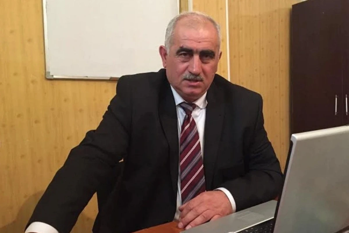 Əhməd Oruc vəfat etdi
