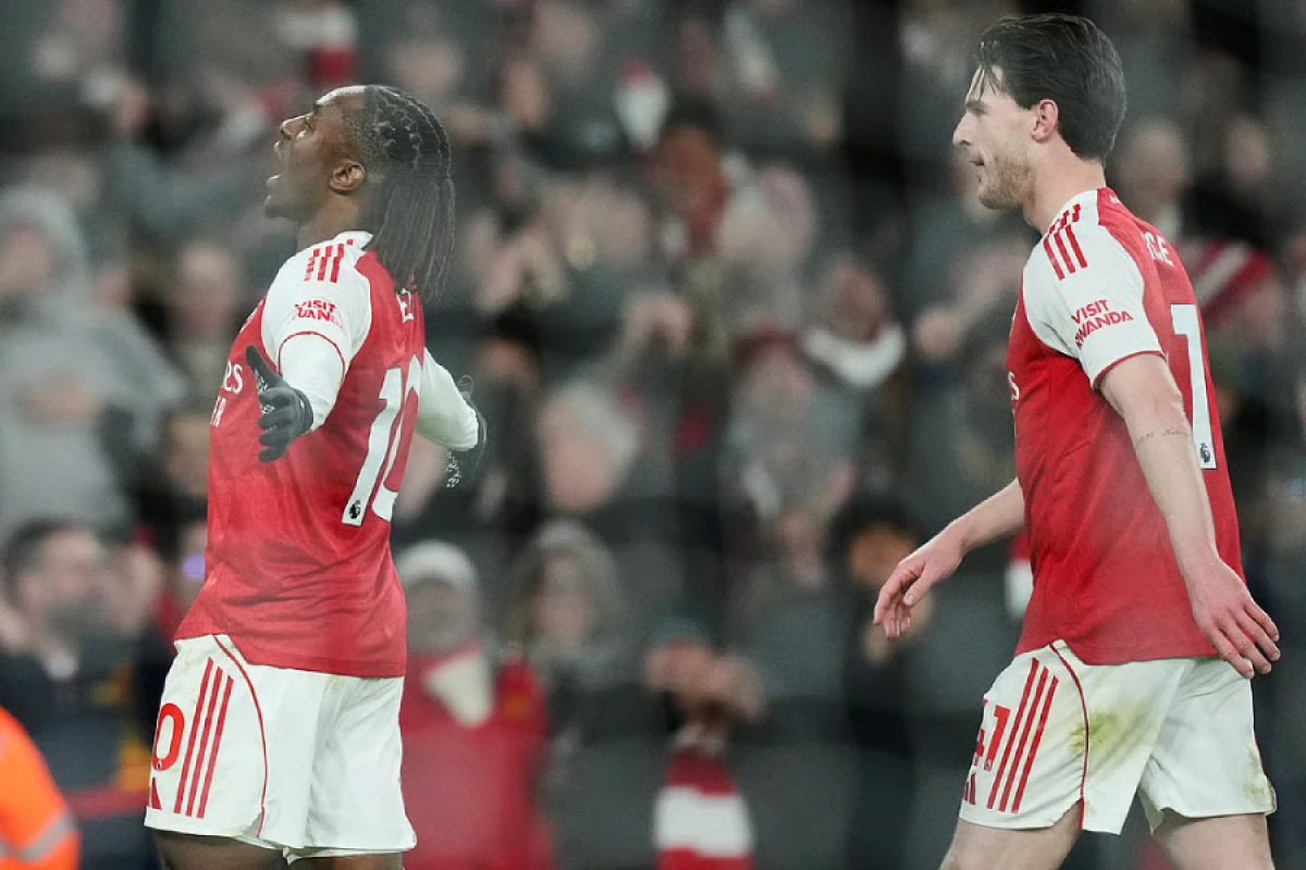 "Arsenal" London derbisində "Tottenhem"i darmadağın etdi