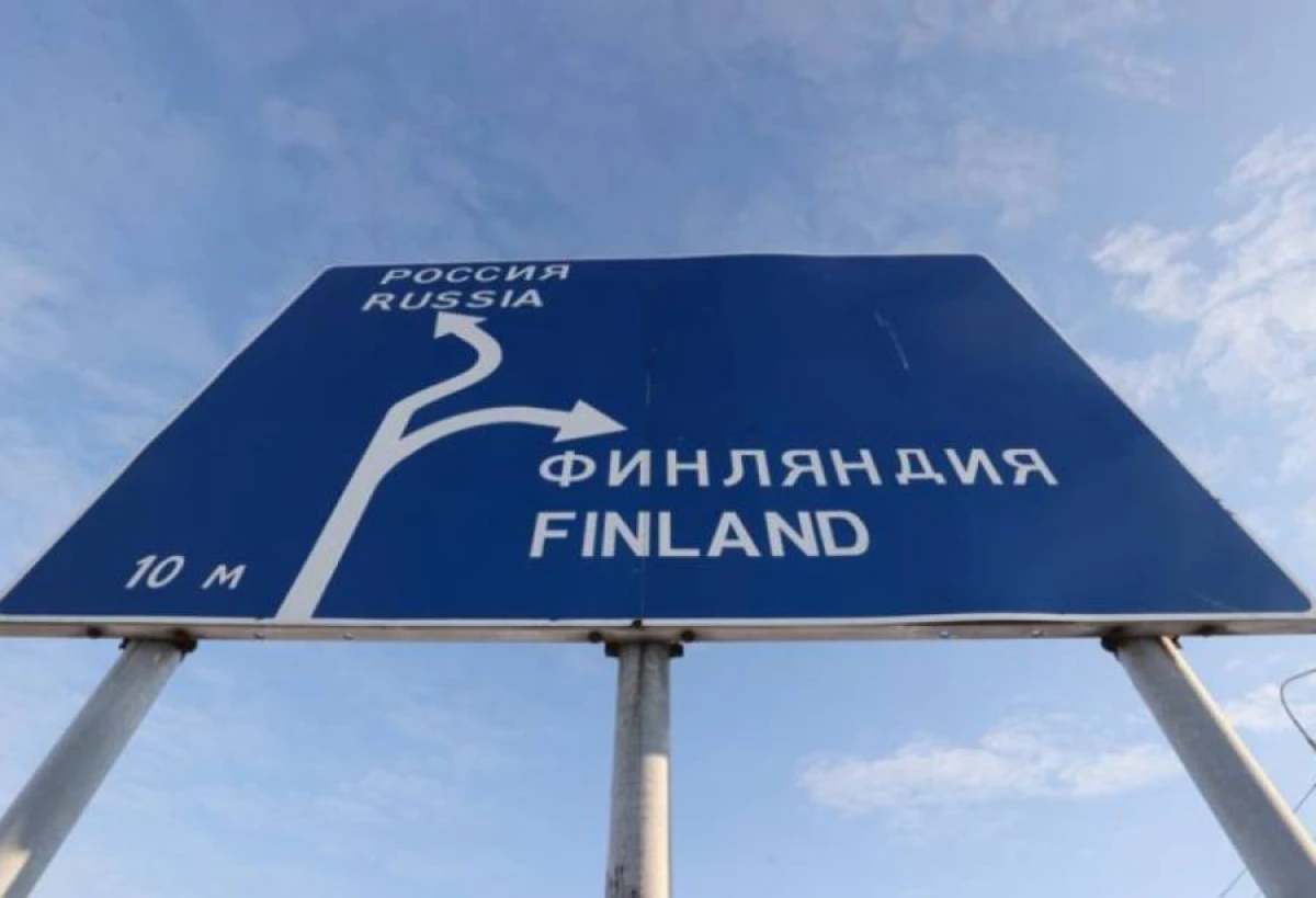 Finlandiya Rusiya sərhədində baryer tikintisinə başladı