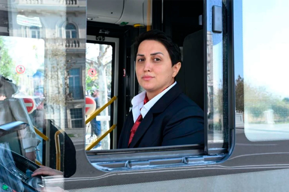Xanım sürücülər "Baku Bus"da: Qəzalar azalacaq!