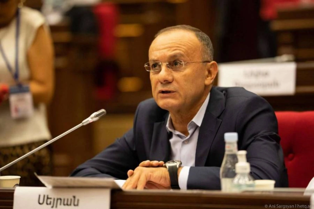 Ermənistan parlamentində siyasi məhbuslarla bağlı dinləmələr keçirildi