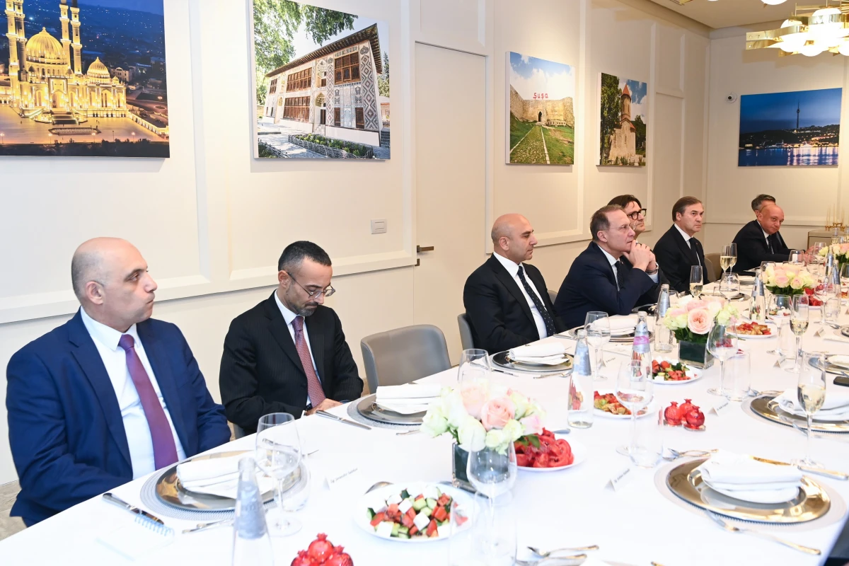 Ceyhun Bayramov Romada İtaliya rəsmiləri ilə şam yeməyinə qatıldı — 3