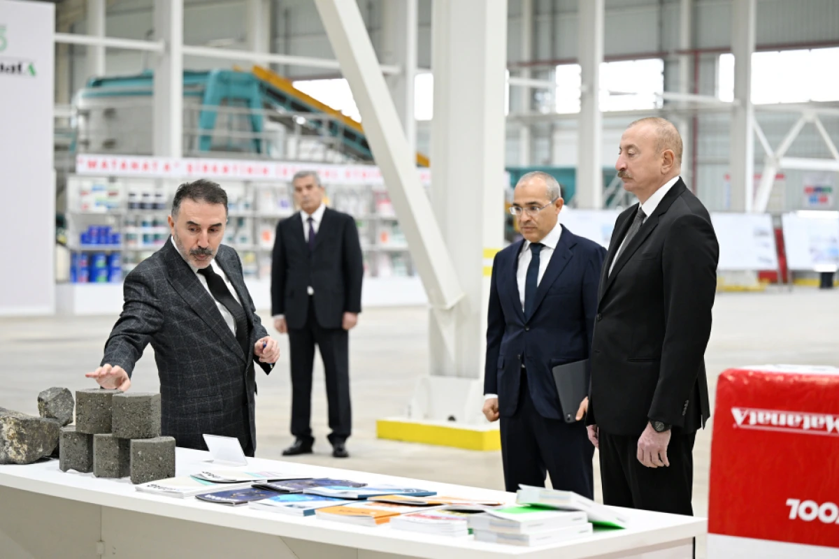 Prezident “AZWOOL” mineral daş yunu zavodunun açılışında iştirak etdi — 3
